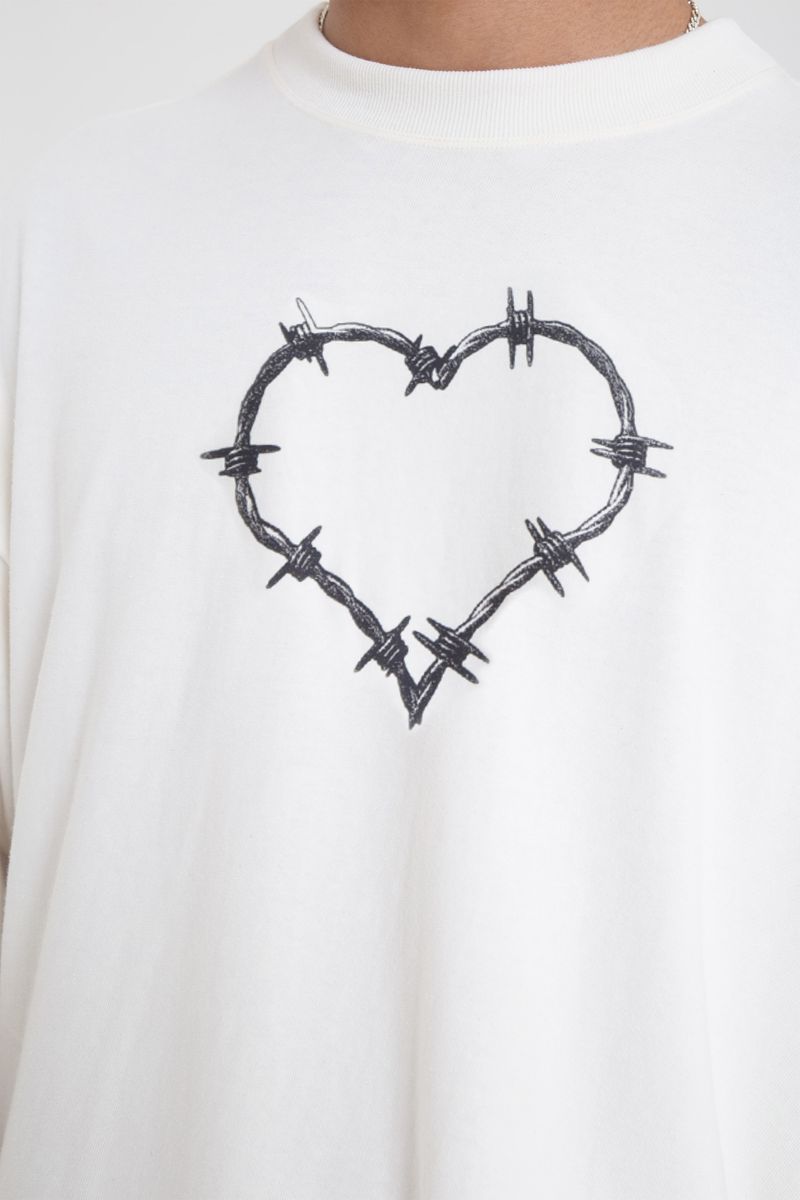 Camiseta New Over Baw Love Hurts