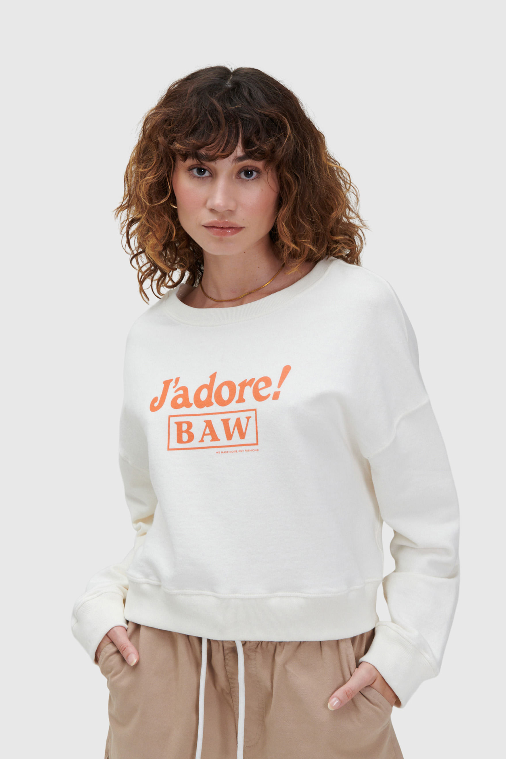 SWEATSHIRT CROPPED J’ADORE BAW