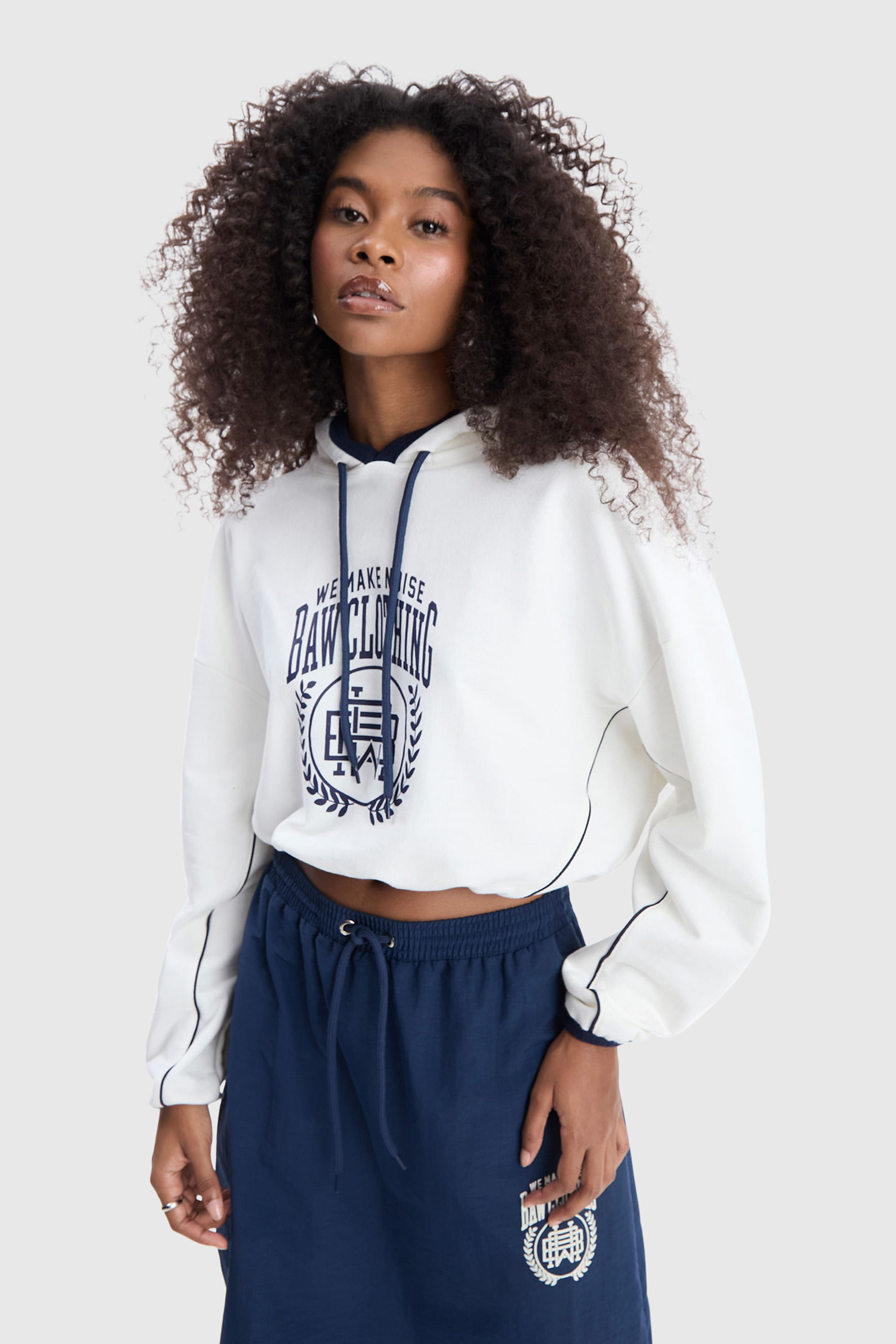 MOLETOM HOODIE CROPPED RIB ACADEMICS