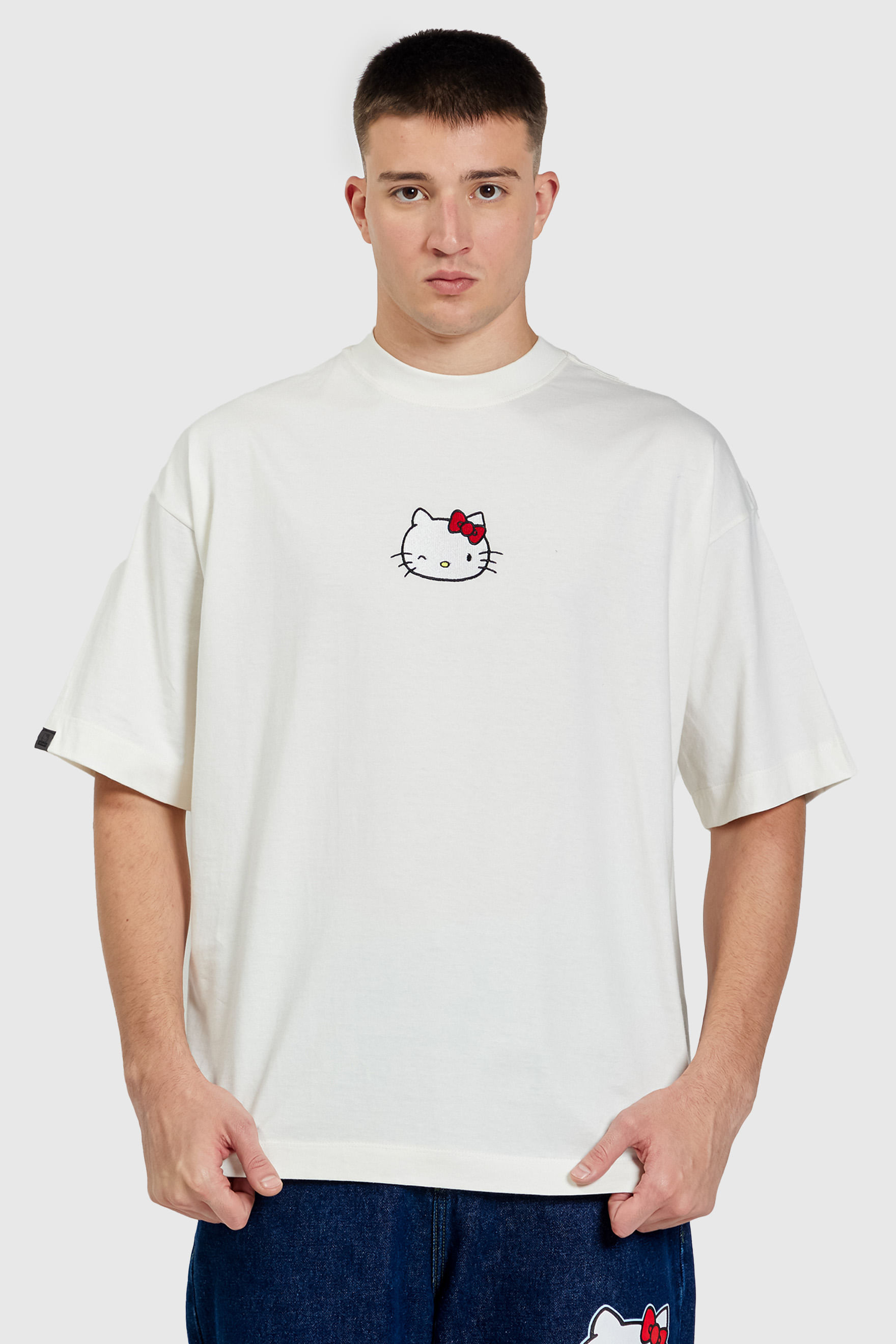 Camiseta New Over Baw X Hello Kitty